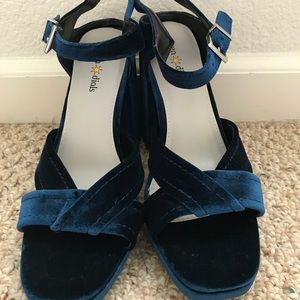 Seven Dials velvet blue heels